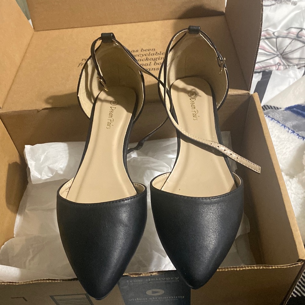 Shoe
